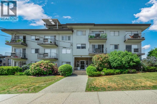 101 611 Blackford Street, New Westminster, BC V3M1R7 Photo 2