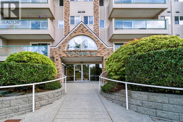 101 6715 Dover Rd, Nanaimo