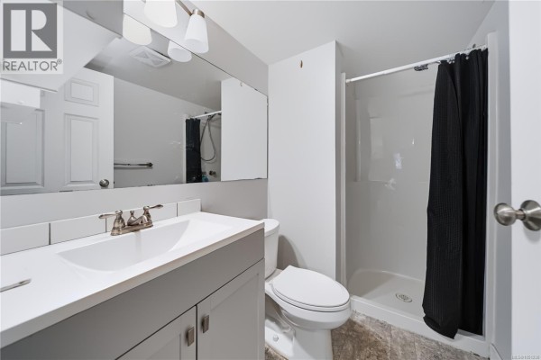 Bathroom - 101 6715 Dover Rd, Nanaimo, BC V9V1L8 Photo 4