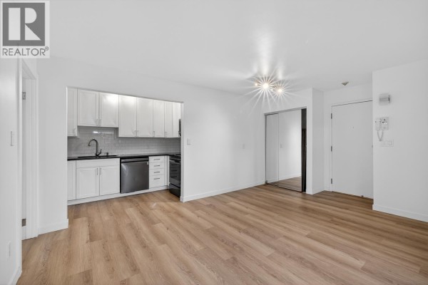 101 8645 Osler Street, Vancouver, BC V6P4E6 Photo 4