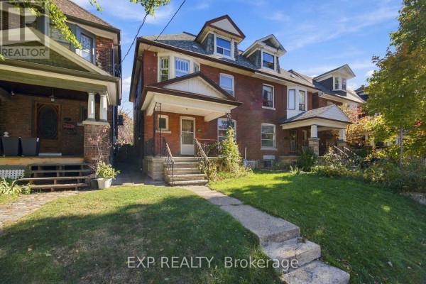 Bedroom 4 - 101 Beatrice Street, Toronto, ON M6J2T2 Photo 2