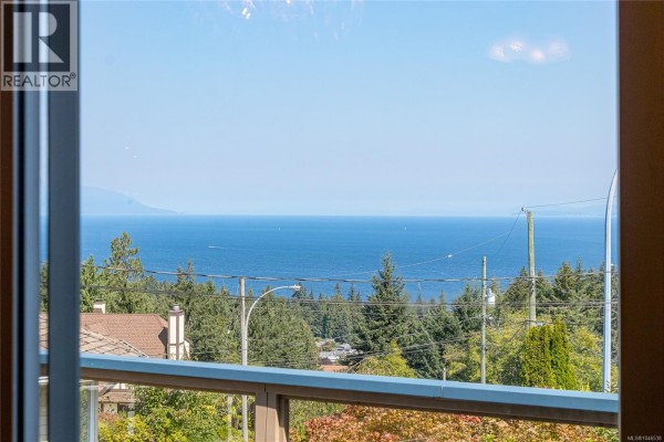 Kitchen - 101 Bonavista Pl, Nanaimo, BC V9T1K4 Photo 5