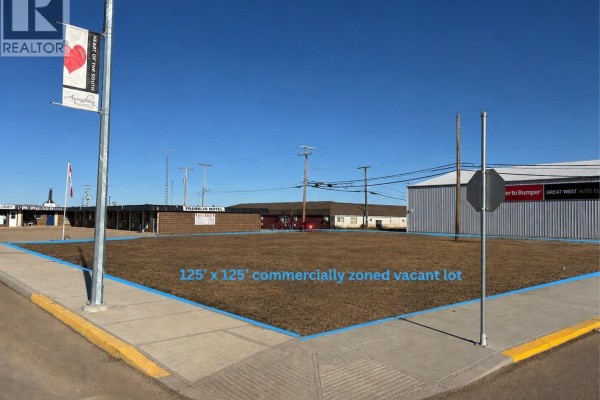 101 Center Street, Assiniboia, SK, photo 3