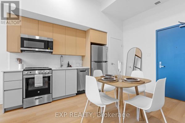 101 Champagne Avenue S, Ottawa, ON, photo 2