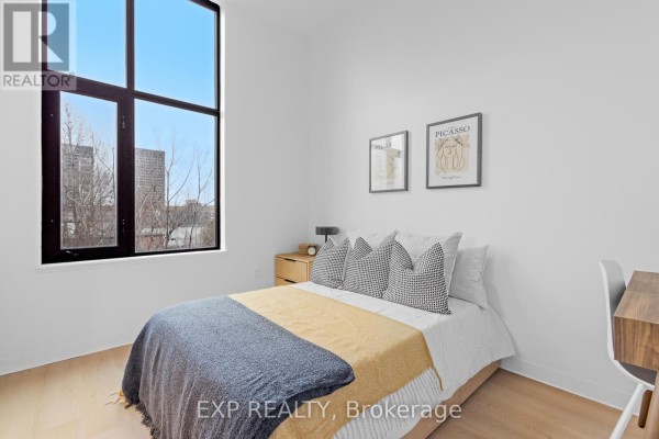 Bedroom 3 - 101 Champagne Avenue S, Ottawa, ON K1S4P3 Photo 5