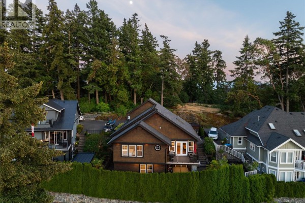 Loft - 101 Gibraltar Bay Dr, View Royal, BC V9B6H6 Photo 5