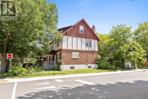 Den - 101 Grosvenor Avenue, Ottawa, ON K1S4S8 Photo 4