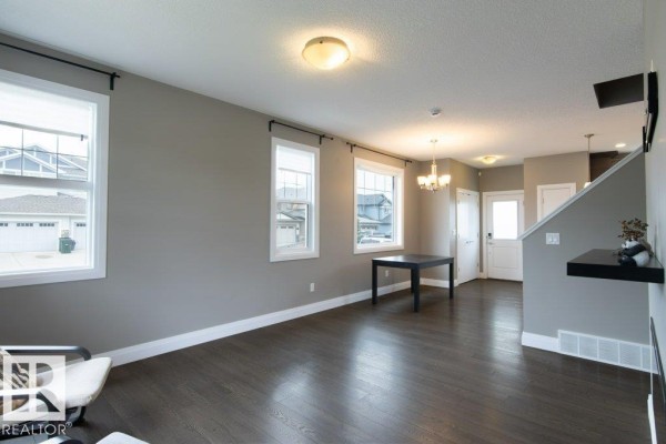 101 Hudson Cv, Spruce Grove, AB, photo 2