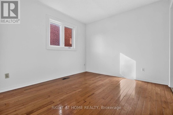Dining room - 101 Michigan Avenue, Brampton, ON L6Y4N6 Photo 5