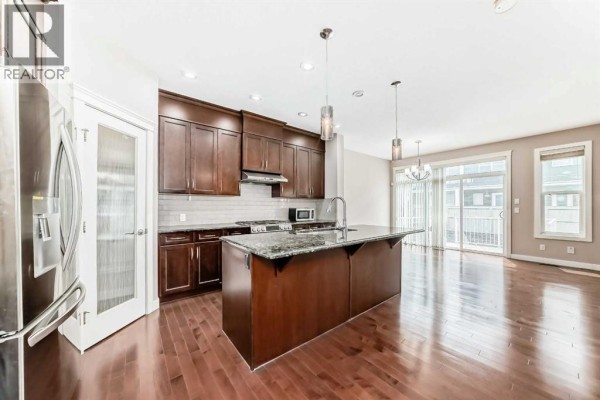 Living room - 101 Redstone Drive Ne, Calgary, AB T3N0N2 Photo 5