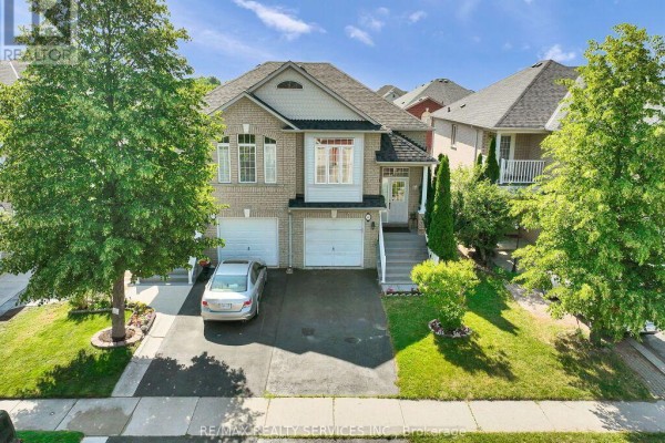 101 River Rock Crescent, Brampton, ON, photo 2