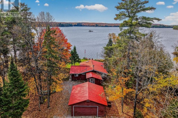 101 Robinson Road, Magnetawan, ON P0G1A0 Photo 5