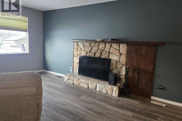 Bedroom - 101 Simpson Street, Hinton, AB T7V1C2 Photo 5