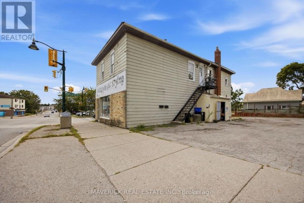 101 Thames Street N, Ingersoll, ON, photo 2