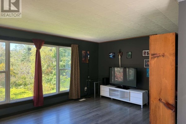 Kitchen - 101 Tinkham Road, Brooklyn, NS B5A5J3 Photo 3