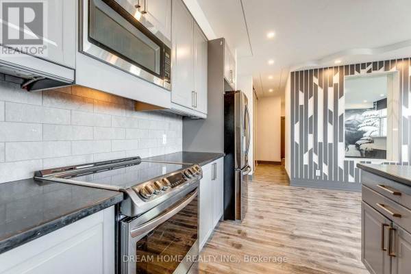1010 - 2301 Derry Road W, Mississauga, ON, photo 2