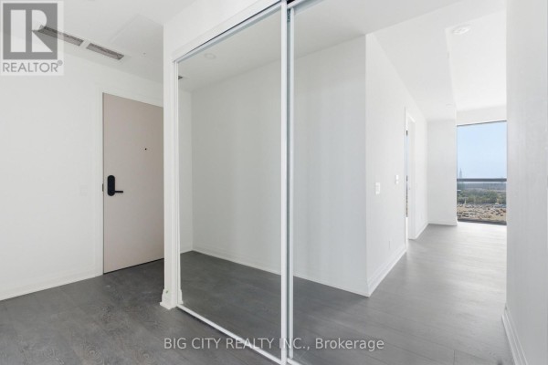 Foyer - 1010 - 25 Frederick Todd Way, Toronto, ON M4G0C6 Photo 3
