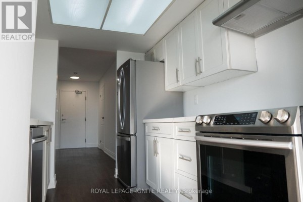 1010 - 5 Rowntree Road, Toronto, ON M9V5G9 Photo 2