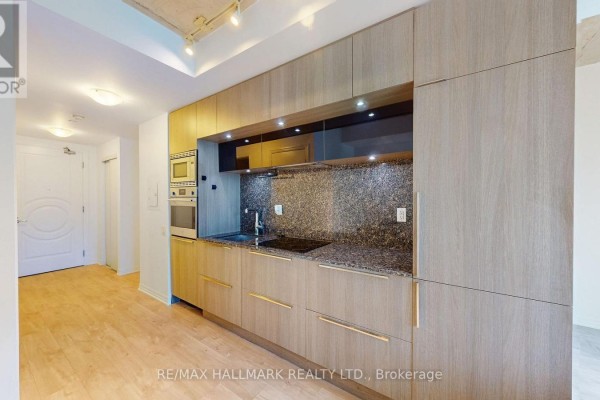 1010 - 88 Blue Jays Way, Toronto, ON M5V2G3 Photo 4