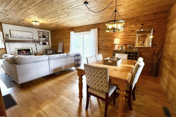 Primary Bedroom - 1010 47402 Rge Rd 13, Rural Leduc County, AB T0C2P0 Photo 5
