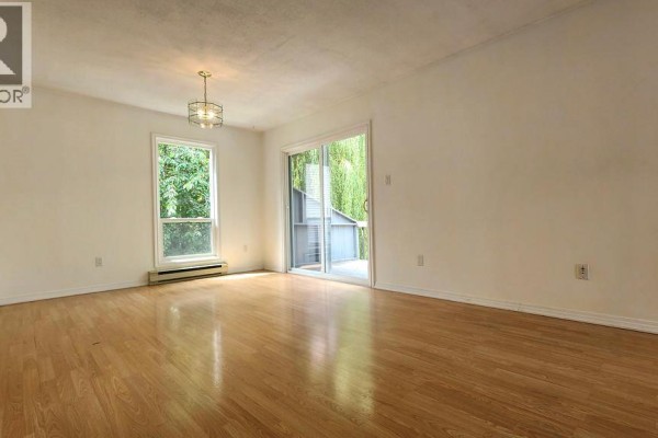 Primary Bedroom - 1010 Gilker Street, Nelson, BC V1L5V4 Photo 4