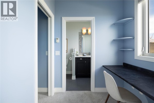 Office - 1010 Lamont Court, Kelowna, BC V1W5J1 Photo 5
