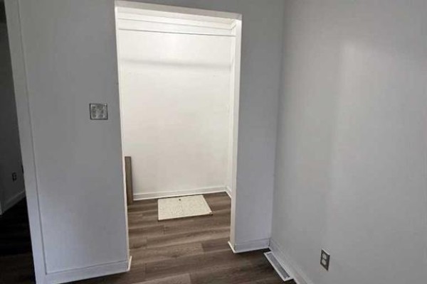 10104 99 Street, High Level, AB, photo 3