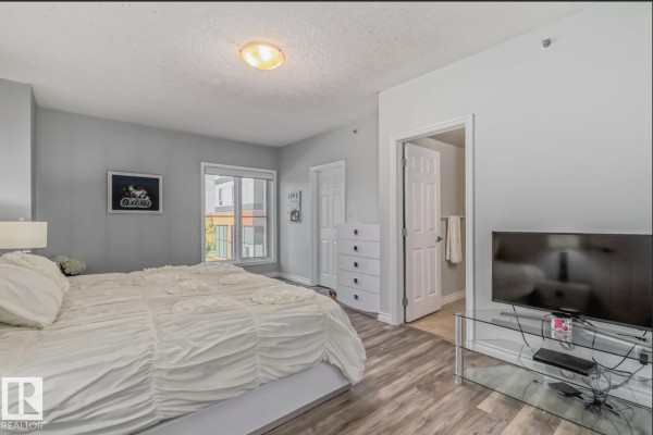 #108 10108 125 St Nw, Edmonton, AB T5N4B6 Photo 5