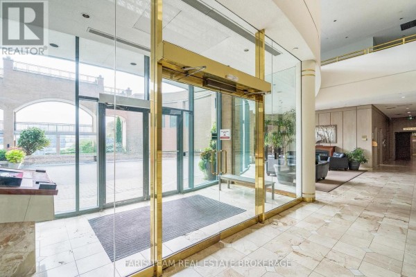 1011 - 150 Dunlop Street E, Barrie, ON L4M6H1 Photo 5