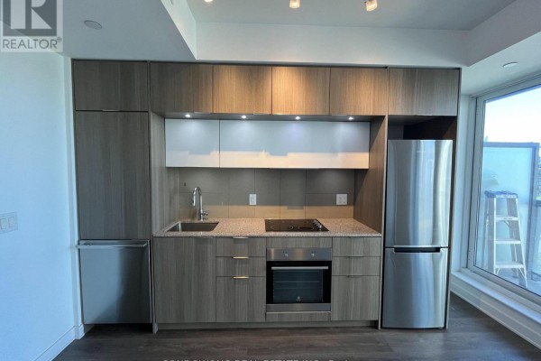 Kitchen - 1011 - 55 Regent Park Boulevard, Toronto, ON M5A0C2 Photo 3