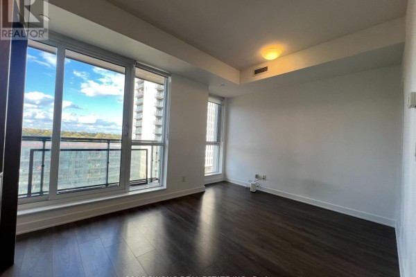 1011 - 55 Regent Park Boulevard, Toronto, ON M5A0C2 Photo 4