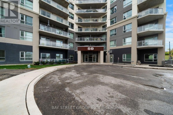 Primary Bedroom - 1011 - 58 Lakeside Terrace, Barrie, ON L4M0L5 Photo 3