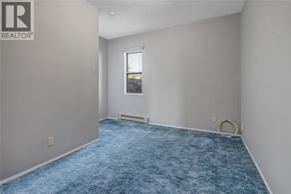 10110 Main Street, Summerland, BC, photo 3