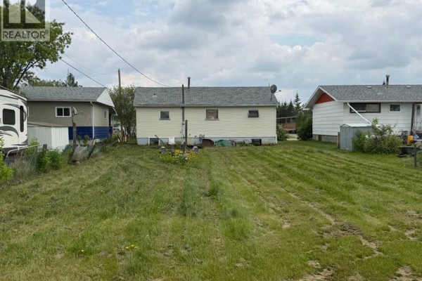 Bedroom - 10112 99 Street, Nampa, AB T0H2R0 Photo 2