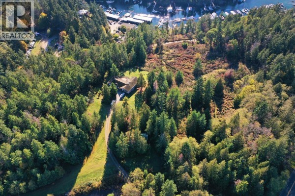 10113 10131 Mercer Road, Halfmoon Bay, BC V7Z1B7 Photo 4