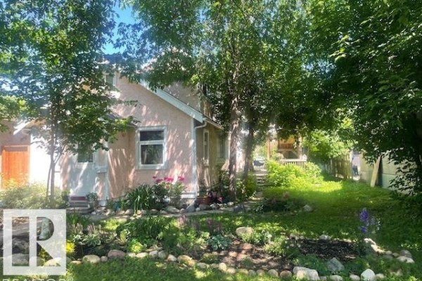 10113 88 St Nw Nw, Edmonton, AB, photo 2