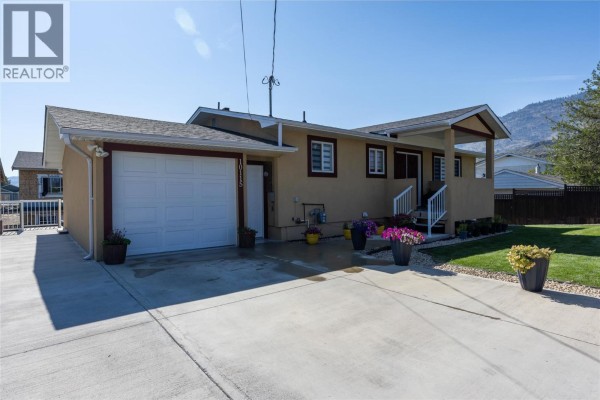 Laundry room - 10115 74th Avenue, Osoyoos, BC V0H1V5 Photo 5