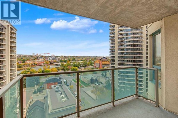 Kitchen - 1012, 1111 6 Avenue Sw, Calgary, AB T2P5M5 Photo 3