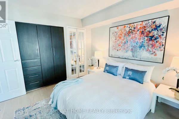 Dining room - 1012 - 10 Queens Quay W, Toronto, ON M5J2R9 Photo 3