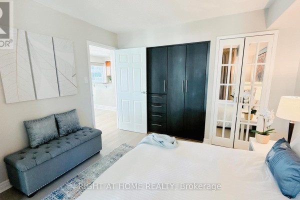 Foyer - 1012 - 10 Queens Quay W, Toronto, ON M5J2R9 Photo 4