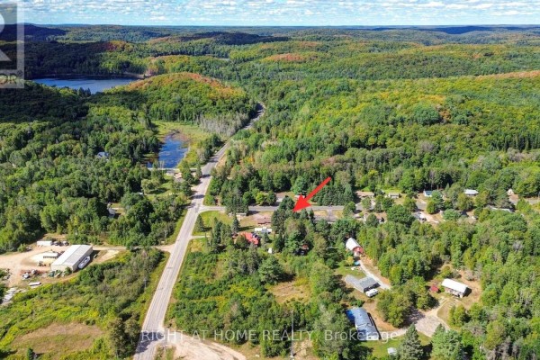 1012 Clement Lake Road, Highlands East, ON, photo 2