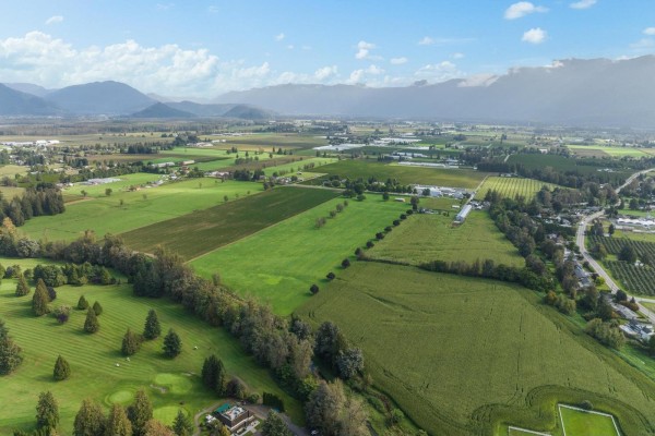 10125 Reeves Road, East Chilliwack, Chilliwack, BC V2P6H4 Photo 5