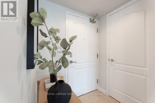 1013 - 18 Stafford Street, Toronto, ON, photo 2
