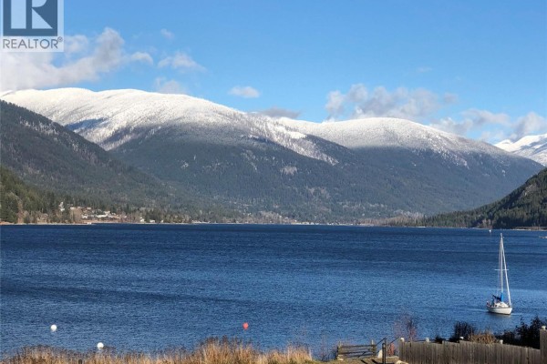 1013 Sproat Drive, Nelson, BC V1L7B7 Photo 2