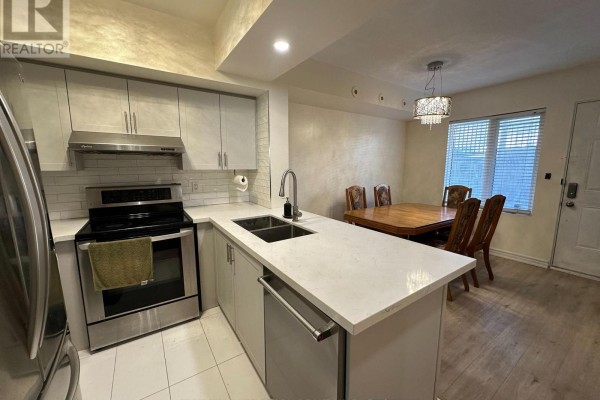 1014 - 3043 Finch Avenue W, Toronto, ON, photo 3