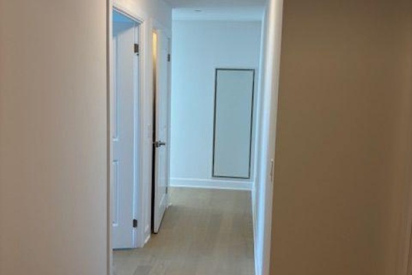Den - 1014 - 3240 William Coltson Avenue, Oakville, ON L6H8C8 Photo 4