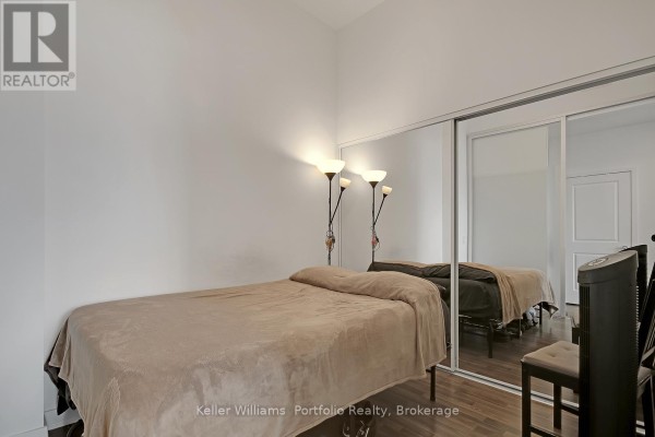 Primary Bedroom - 1015 - 120 Parliament Street, Toronto, ON M5A2Y8 Photo 5
