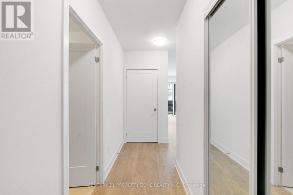 1015 - 2550 Simcoe Street N, Oshawa, ON L1L0R5 Photo 5