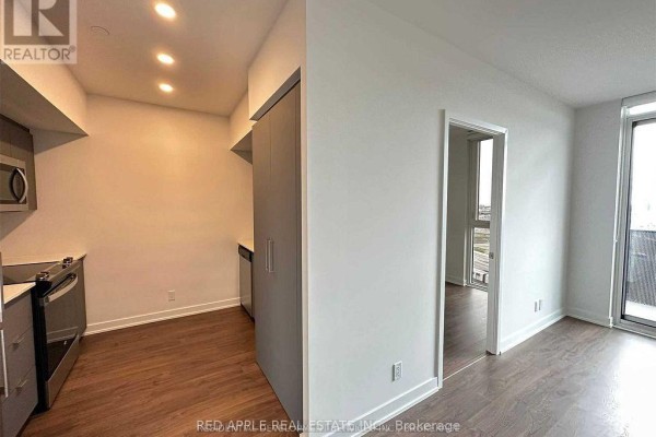 Bedroom 2 - 1015 - 30 Tretti Way, Toronto, ON M3H0E3 Photo 4