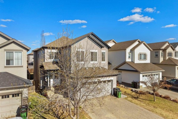 Kitchen - 1015 61 St Sw, Edmonton, AB T6X0M4 Photo 3